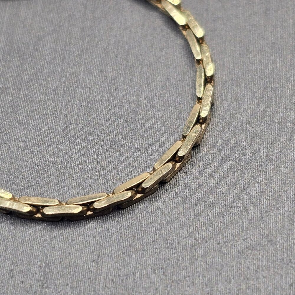 VTG Gold Tone Mini Heart Locket Bracelet 6.5" Sentimental Charm Jewelry - Picture 4 of 11